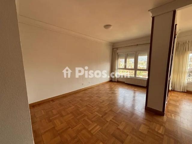 Piso en alquiler en Centro