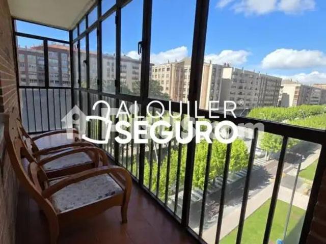 Piso en alquiler en Centro