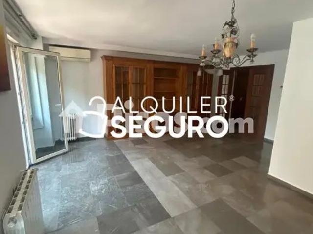 Piso en alquiler en Centro