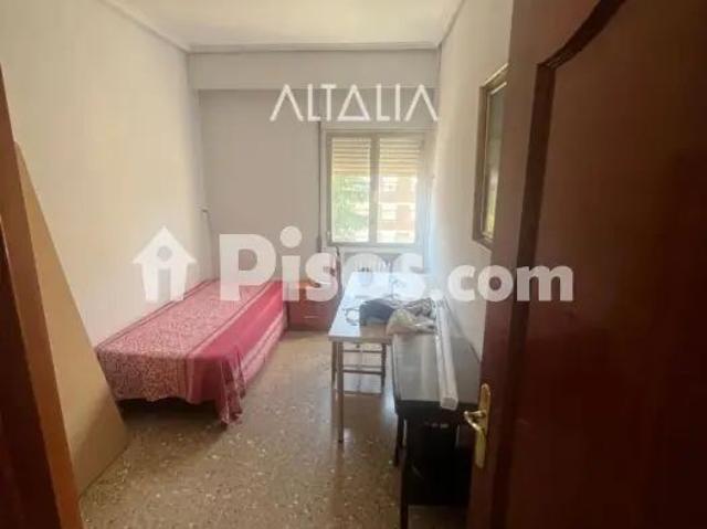 Piso en alquiler en Centro