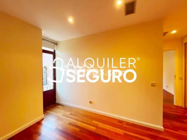 Piso en alquiler en Centro
