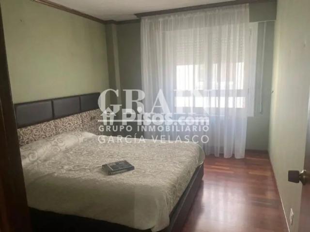 Piso en alquiler en Centro