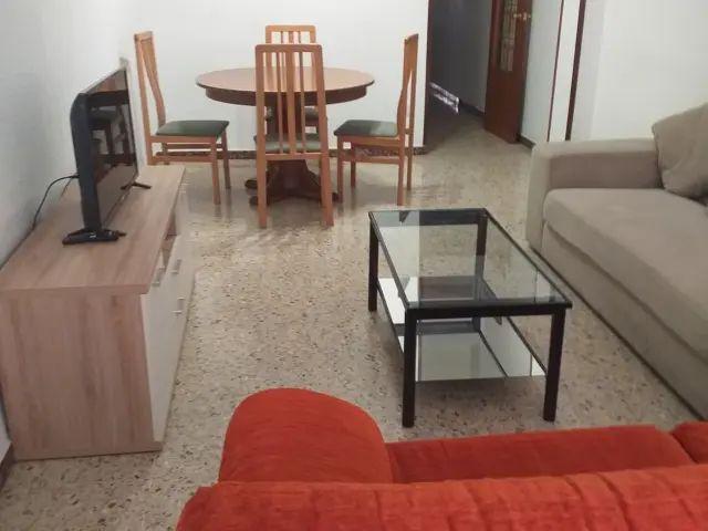 Piso en alquiler en Centro