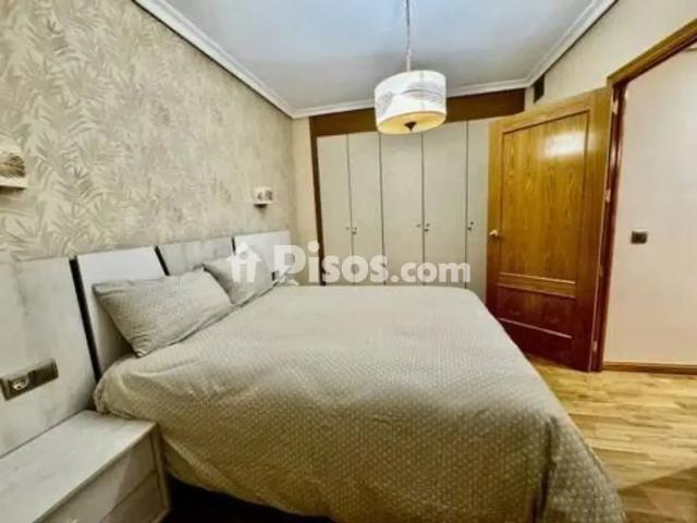 Piso en alquiler en Centro