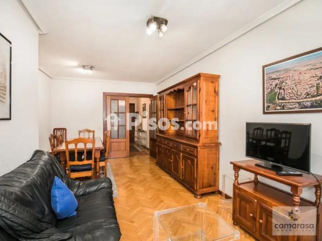 Piso en alquiler en Centro