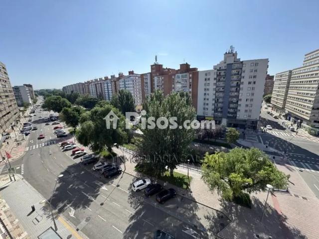 Piso en alquiler en Centro