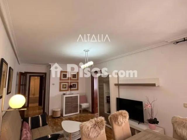 Piso en alquiler en Centro