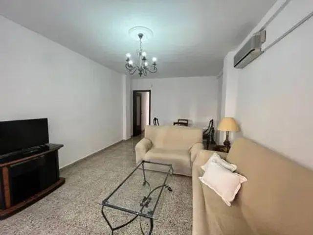 Piso en alquiler en Centro