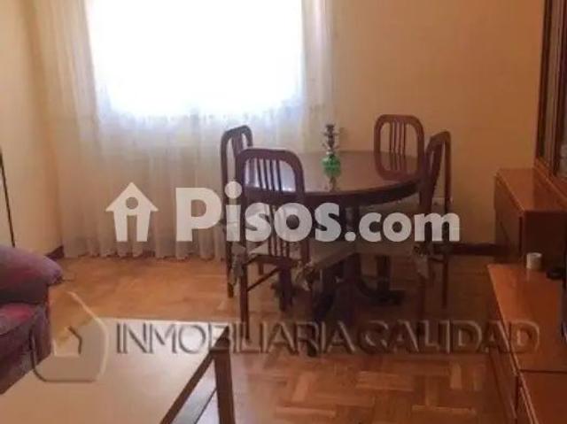 Piso en alquiler en Centro