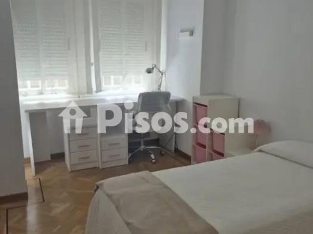 Piso en alquiler en Centro