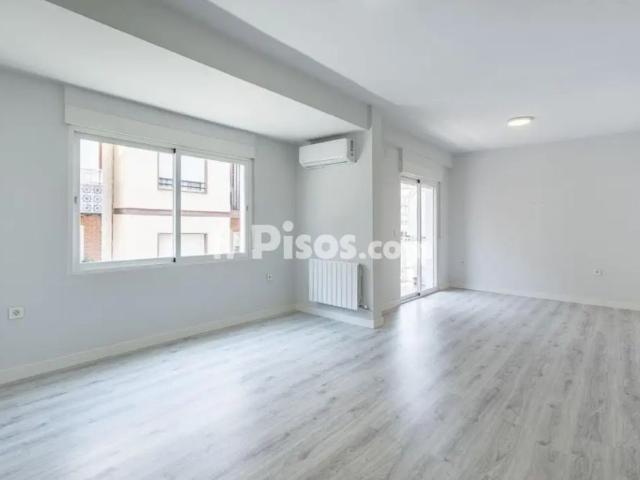 Piso en alquiler en Centro