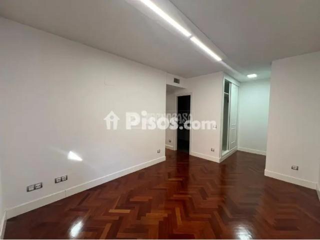 Piso en alquiler en Centro