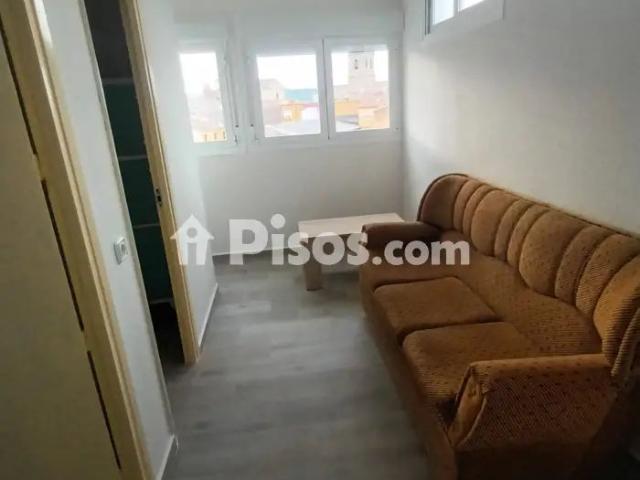Piso en alquiler en Centro
