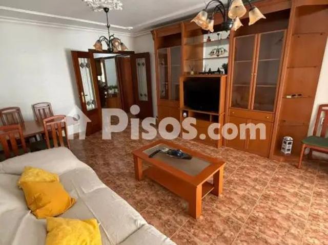 Piso en alquiler en Centro