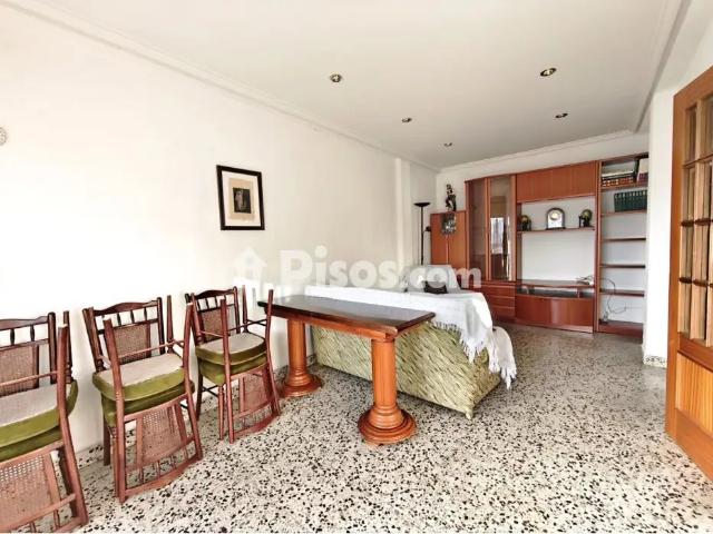 Piso en alquiler en Centro