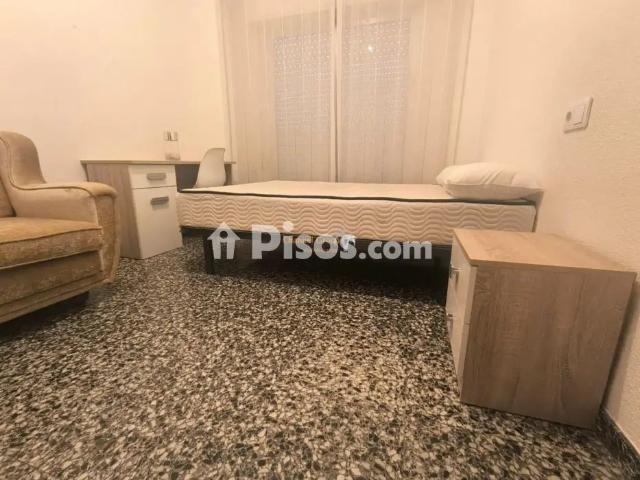 Piso en alquiler en Centro
