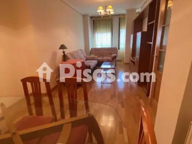 Piso en alquiler en Centro