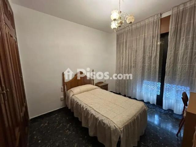 Piso en alquiler en Centro