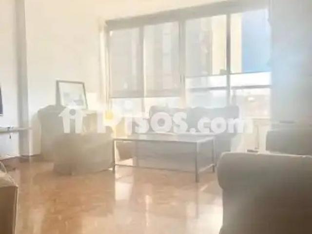 Piso en alquiler en Centro Tradicional