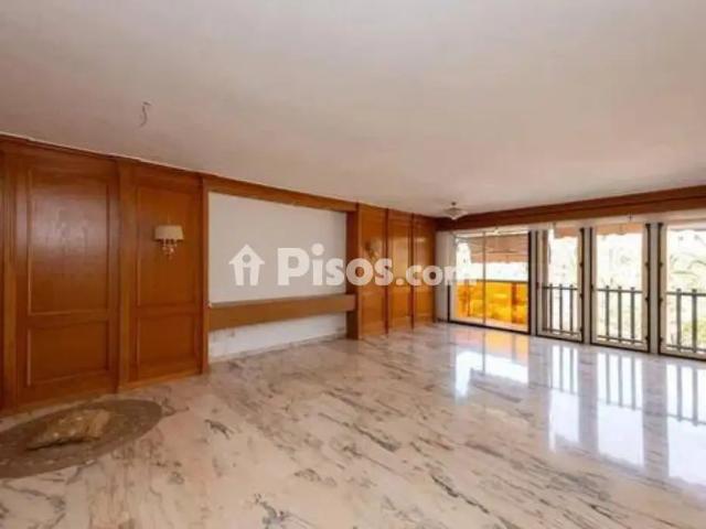 Piso en alquiler en Centro Tradicional
