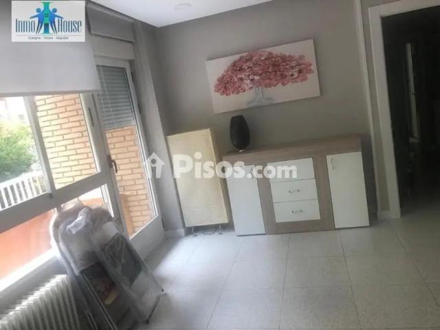 Piso en alquiler en Centro Villacerrada