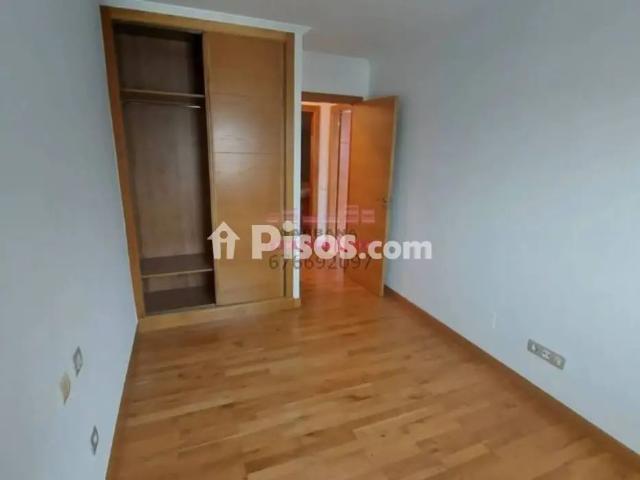 Piso en alquiler en Centro Areal