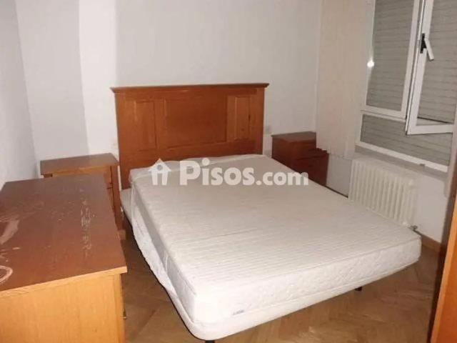 Piso en alquiler en Centro Casco Histórico