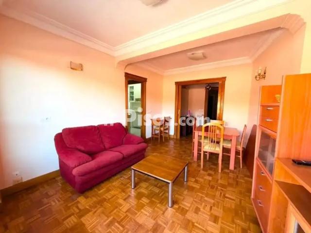 Piso en alquiler en Centro Casco Histórico