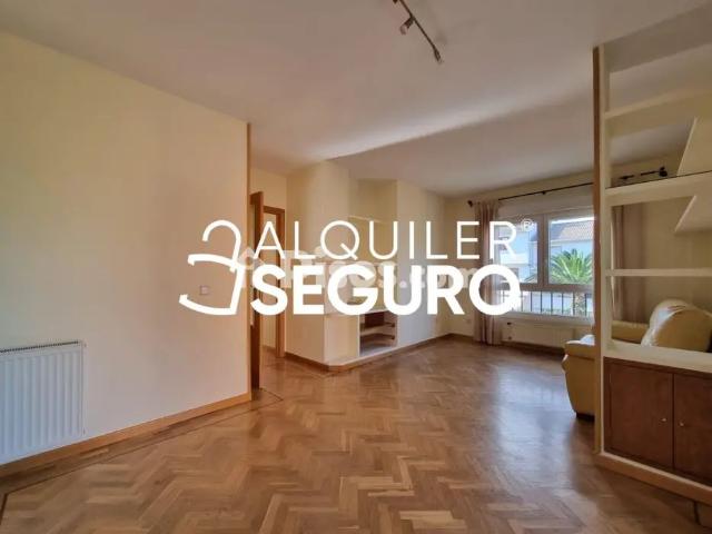 Piso en alquiler en Centro Manguilla