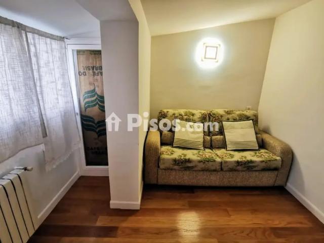 Piso en alquiler en Centro Serafín Escalante