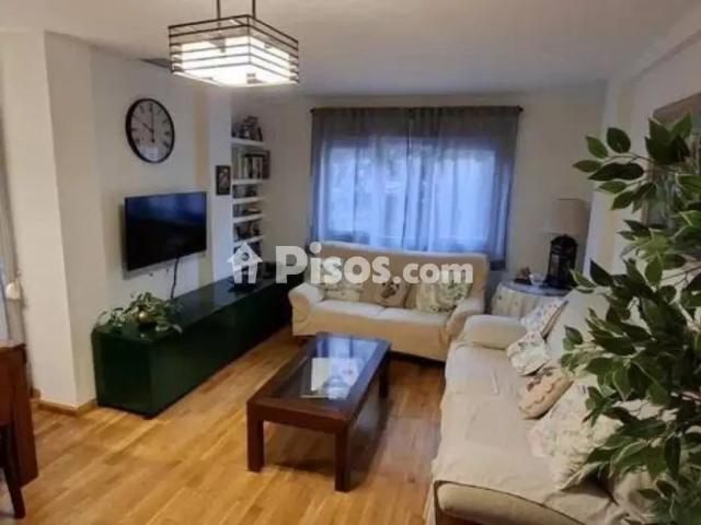 Piso en alquiler en Cervantes
