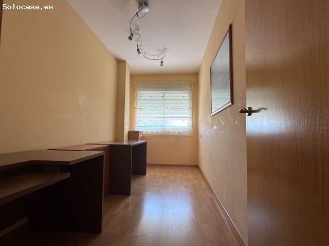 Piso en Alquiler en Ceuti, Murcia