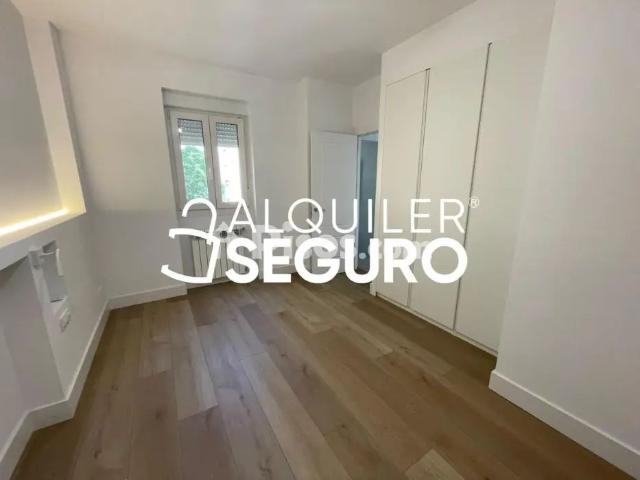Piso en alquiler en Chamberi