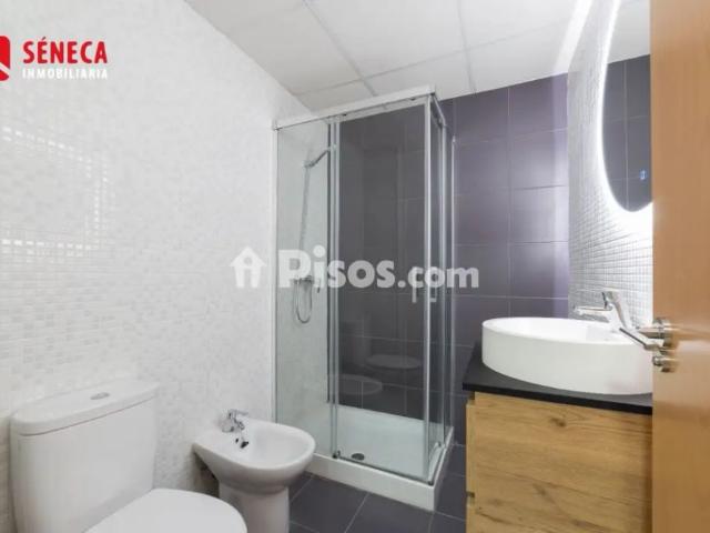 Piso en alquiler en Ciudad Jardin