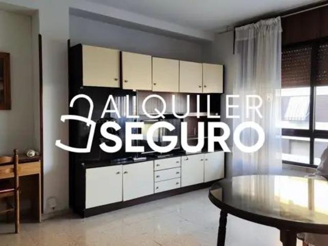 Piso en alquiler en Ciudad Jardín