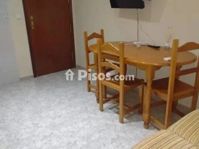 Piso en alquiler en Ciudad Jardín Zoco