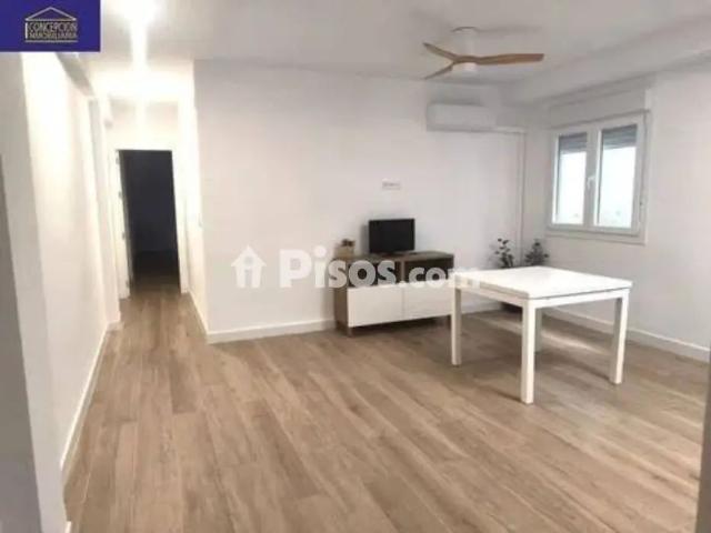 Piso en alquiler en Ciudad Jardín Zoco