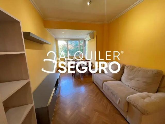 Piso en alquiler en Ciudad Lineal