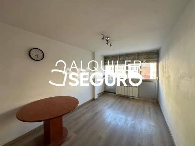 Piso en alquiler en Ciudad Lineal