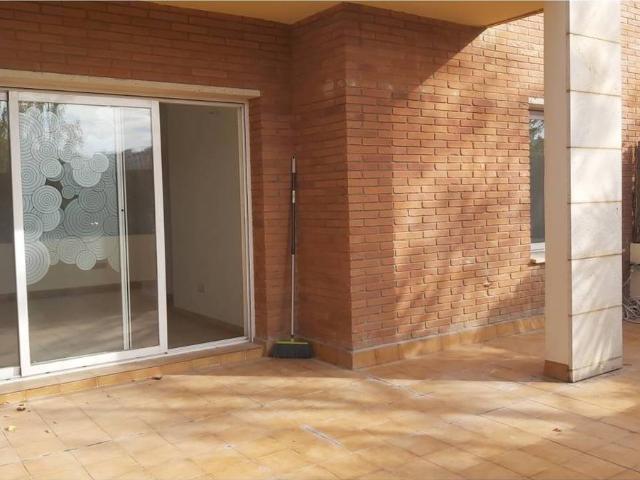Piso en Alquiler en Coll Favà