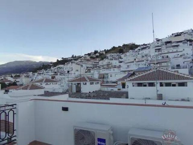 Piso en Alquiler en Cómpeta