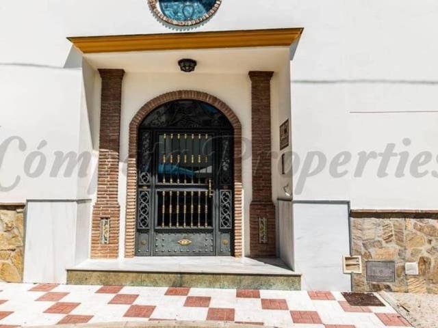 Piso en Alquiler en Cómpeta