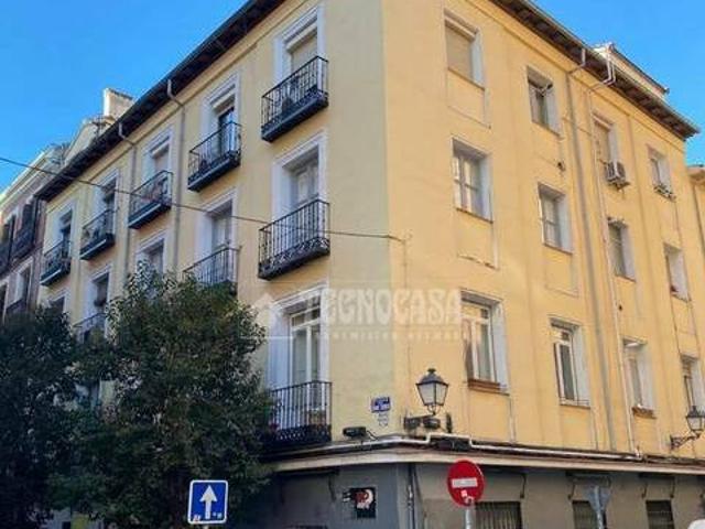 Piso en alquiler en Conde Duque