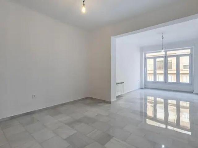 Piso en alquiler en Constitucion