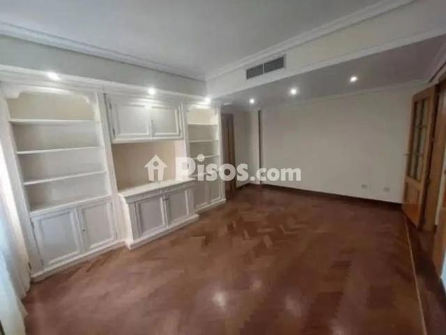 Piso en alquiler en Costillares