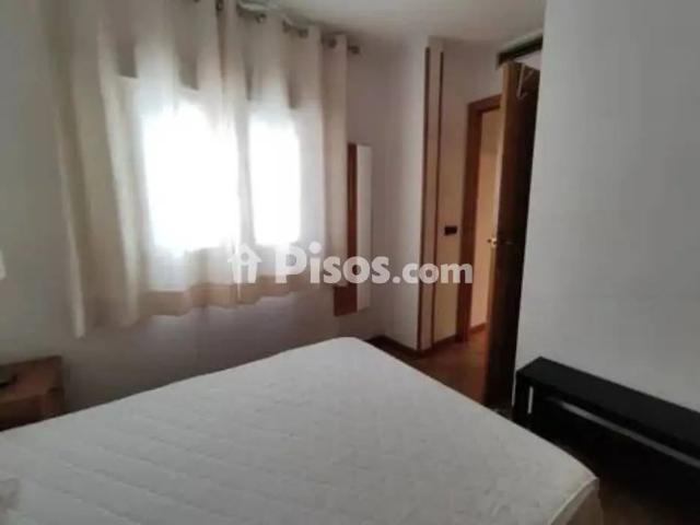 Piso en alquiler en Cortes Huertas