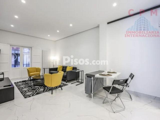 Piso en alquiler en Cortes Huertas
