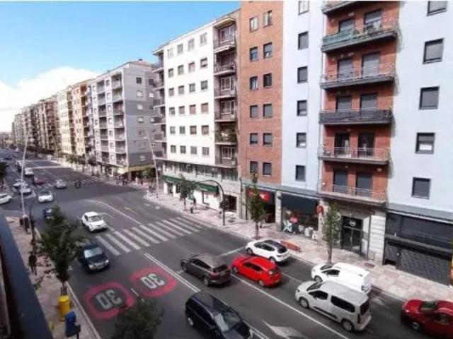 Piso en alquiler en Delicias Prosperidad Rollo Puente Ladrillo