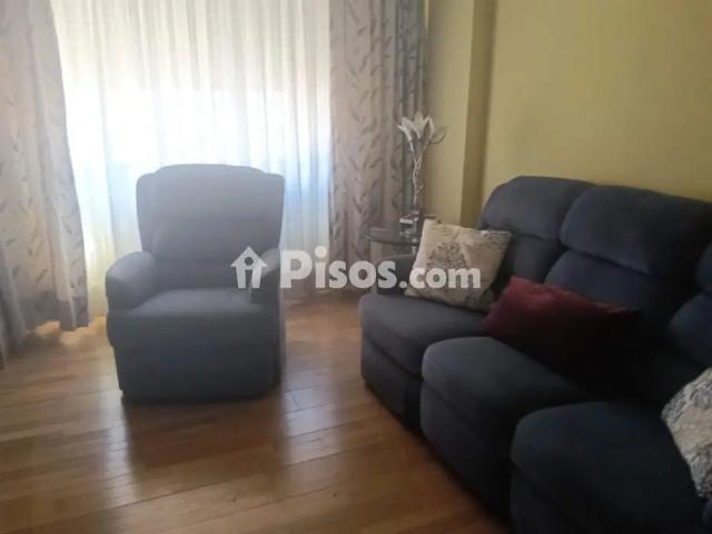 Piso en alquiler en Delicias