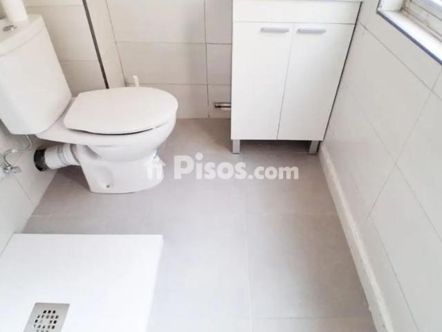 Piso en alquiler en Delicias